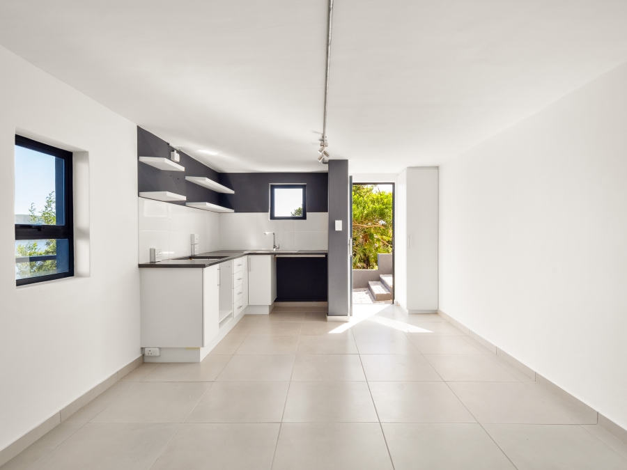 5 Bedroom Property for Sale in Paradise Western Cape